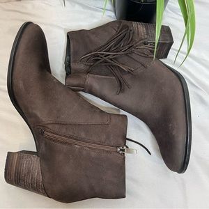 ECCO brown suede leather fringe ankle booties
